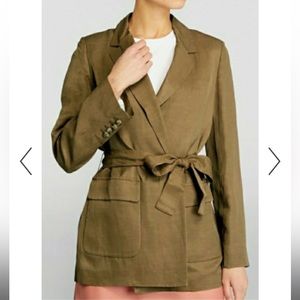 Belted cargo long sleeve jacket. NWT